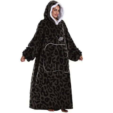 Msrlassn Oversized Hoodie Wearable Blanket Sleepwear as Gifts for Mom Girlfriend, Halloween 1Pcs Plus Size Super Soft Warm Flannel Comfortable Loungewear Womenswear Wearable Blanket for Women Men Adults with big Pocket Christmas Gift