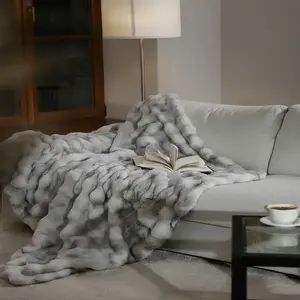 The Dream Faux Fur Throw - Moonshadow Bubble