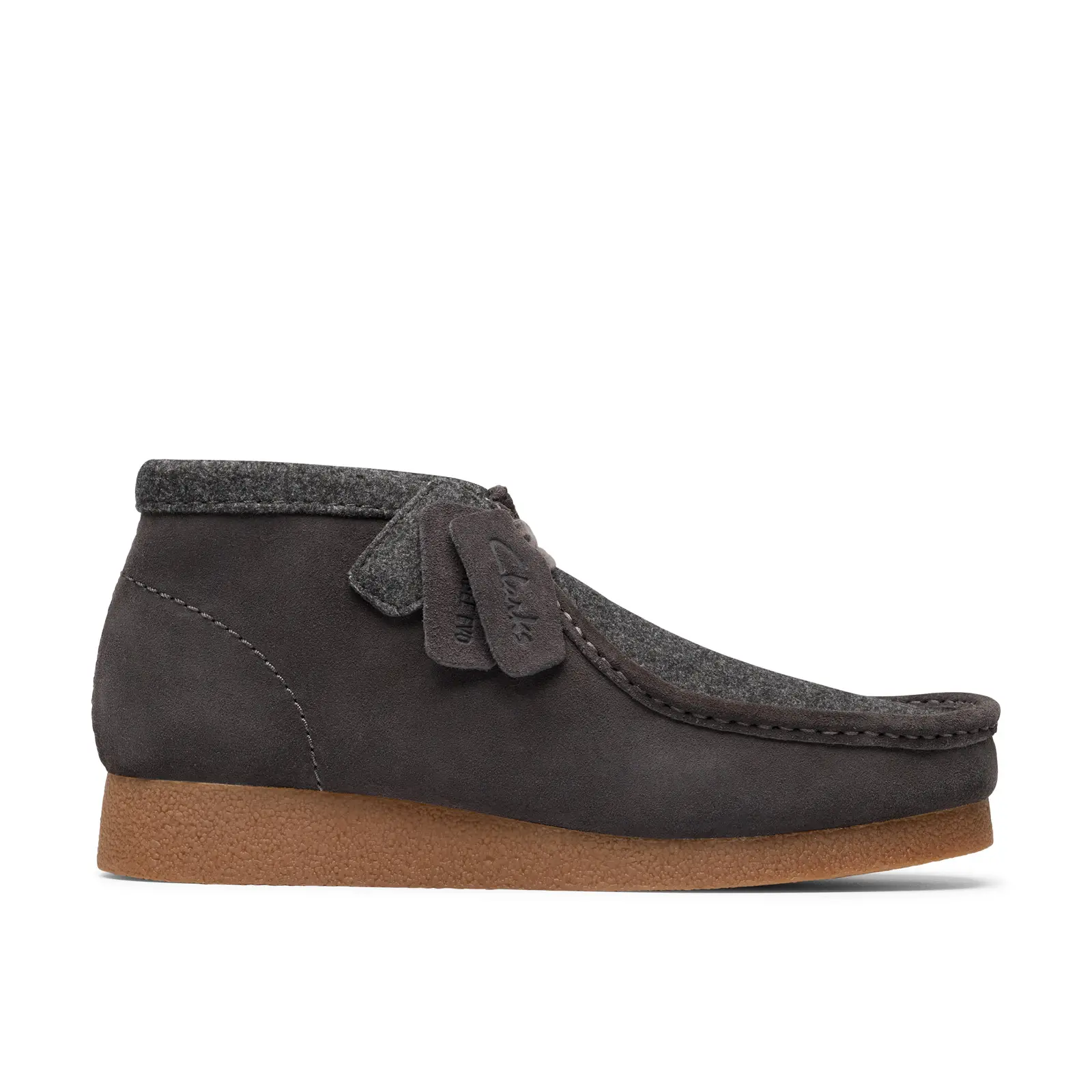 Clarks Wallabee EVO Boot 26183994 Mens Gray Suede Lace Up Chukkas Boots