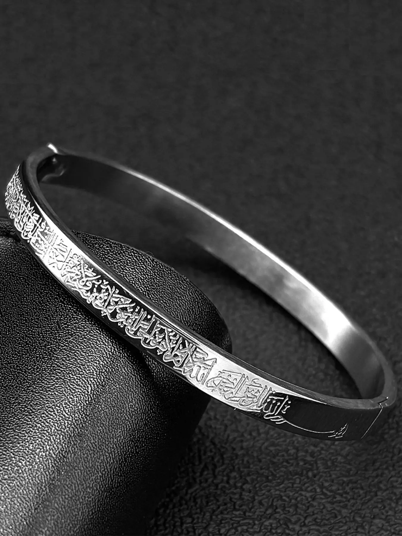 Stainless Steel Ayatul Kursi Quran Arabic Letter Bracelet Design for Women Men Islamic Muslim Allah Gold Color Bangles Amulet Religious Jewelry Gift Stainless Steel Bracelets