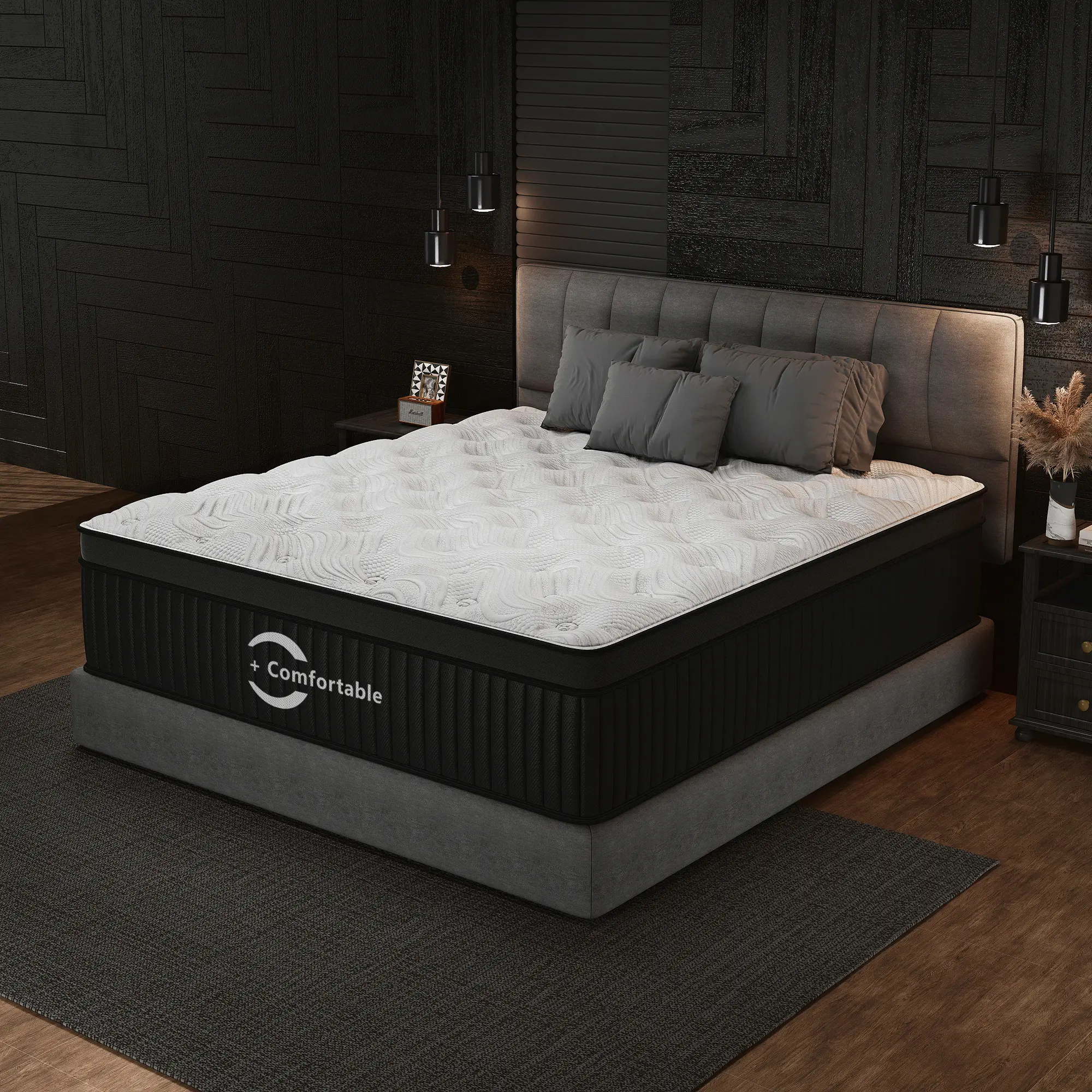 Queen-Black and White