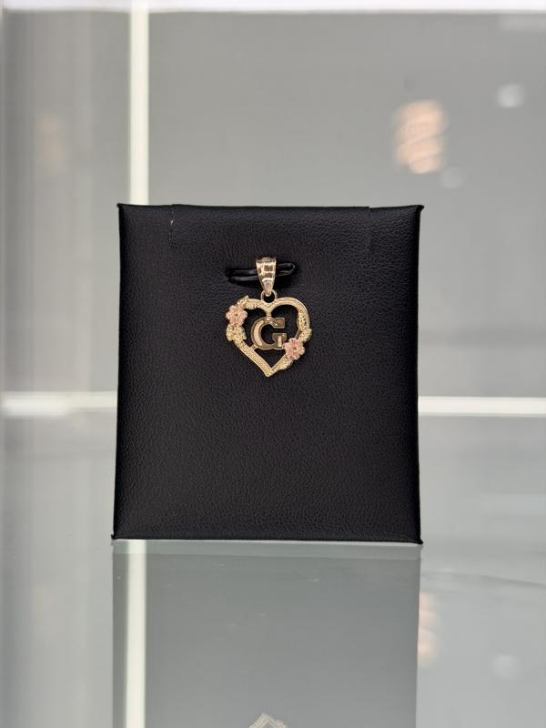 14KT Gold Heart Letters A-Z with Flowers Delicate and Beautiful