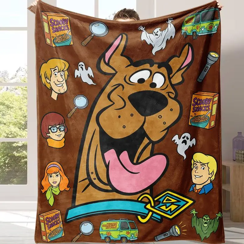 Sale! Scooby-Doo flannel blanket It is made of soft and warm material and can be used as a decorative blanket on the bedside. The pattern includes images of mysterious robots, ghosts, Scooby-Doo and snacks，Suitable for giving to fans, friends and children