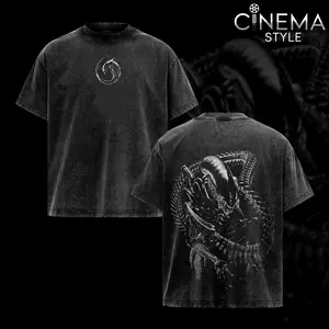 Xenomorph Acid-Washed Cotton T-Shirt, Vintage Graphic Tee for Fans of the Series Alien, Top Streetwear Cotton Design for Men and Women, Unisex T-Shirt Hot